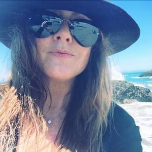 Meet your Posher, Deborah